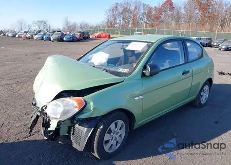 2009 Hyundai Accent Gs z USA, uszkodzony, nr VIN KMHCM36C99U114195